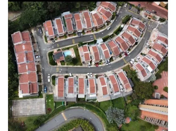 Venta De Casa En La Transversal Superior Con La Loma Los Gonzalez
