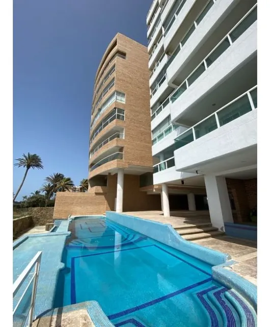 Vendo Apartamento 186m2 Playa Moreno 8490
