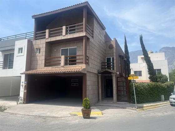 Casa En Renta En Valle De La Sierra