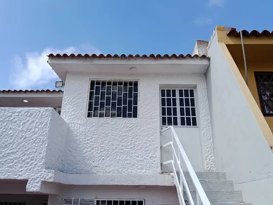 Keydis Inzitu Realtors Alquila Anexo Esmeralda San Diego