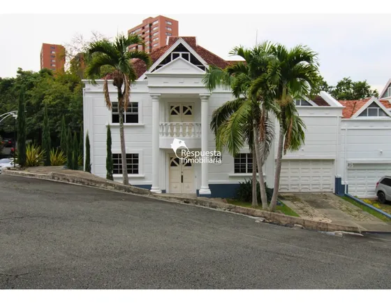 Venta Casa (unidad Cerrada) En El Poblado, Medellin El Tesoro.