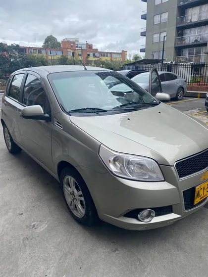 Chevrolet Aveo Emotion 1.6 Gt