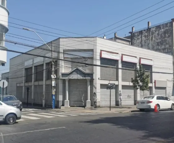 Local En Arriendo San Diego Con Ñuble 1.000m2