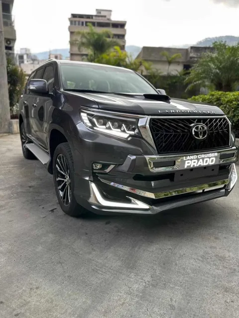 Toyota Land Cruiser Prado Dubai