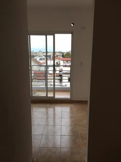 Departamento En Venta - 1 Dormitorio 1 Baño - Sarandí