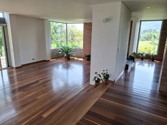 Casa En Venta Ubicada En Rionegro Sector Pontezuela (25275).