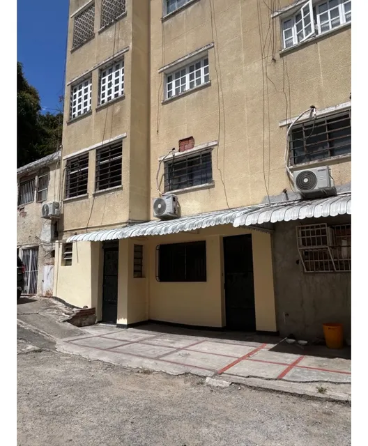 Vendo Apartamento 100m2 La Florida 2328