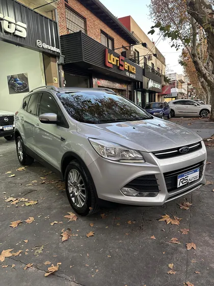 Ford Kuga 1.6 Sel 6mt Fwd T 150 Cv