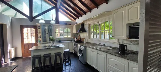 Casa En Venta En Barrio Parque De Las Naciones