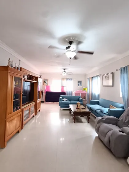 Casa De Dos Pisos En Arroyo Hondo Iii