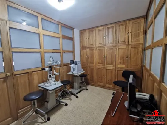 Oficina En Venta En Medellín - El Poblado
