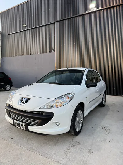 Peugeot 207 1.4 Allure 75cv