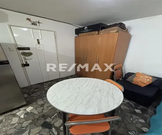 Alquiler De Apartamento Tipo Estudio Urb.el Rosal