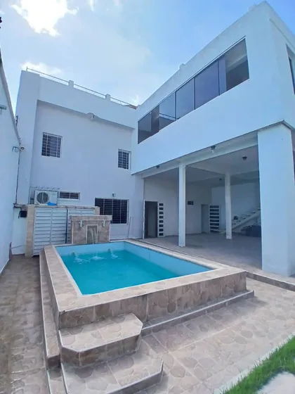En Venta Hermosa Propiedad En Agua Viva