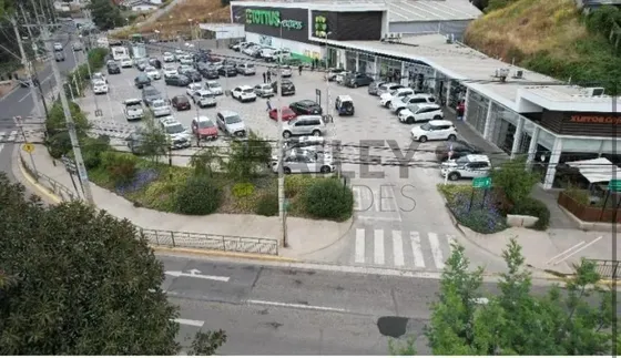 Strip Center En Reñaca Con Local Disponible En Arriendo