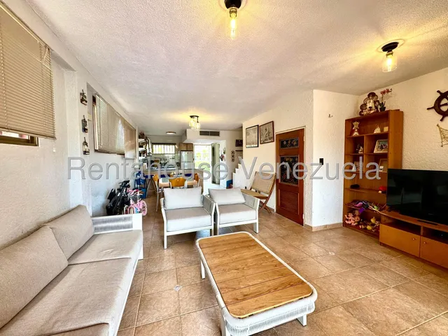 Townhouse En Venta En Puerto Encantado Cda 25-17411 Yf