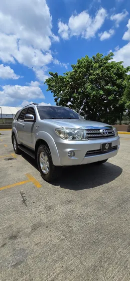 Toyota Fortuner 4x4