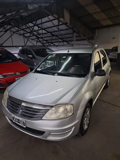 Renault Logan 1.6 Pack Plus