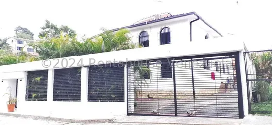 Hermosa Casa Con Piscina En Venta En La Union 26-1639 Ma