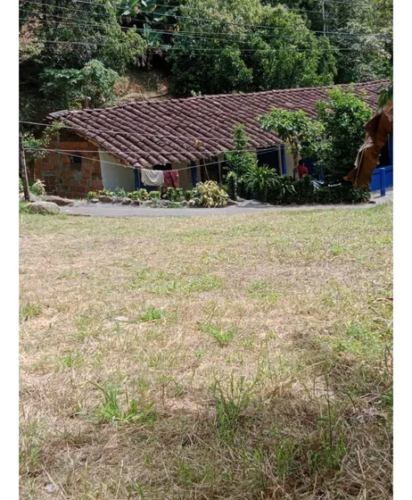 Casa Lote En Venta En Envigado - El Salado