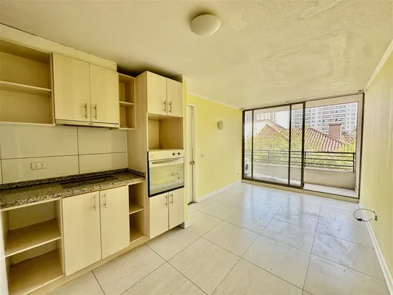 En Arriendo Ggcc Incluido De 1 Dorm. En San Miguel