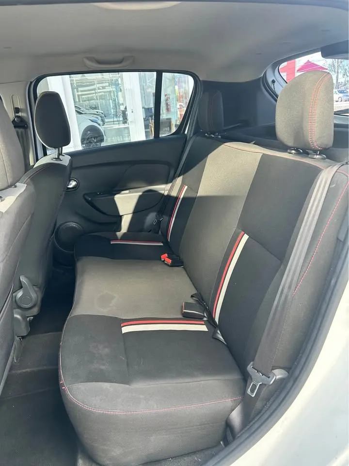 Renault Sandero 2.0 Rs 145cv567243827892736006