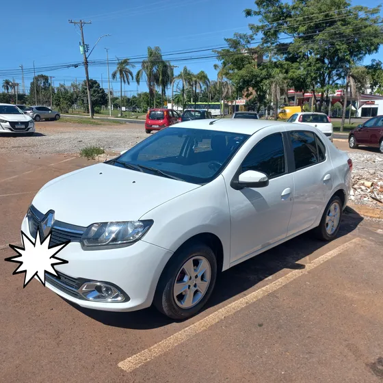 Renault Logan 1.6 16v Dynamique Sce Easy-r 4p