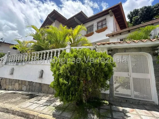 Ld Casa En Venta Urb. Los Naranjos Del Cafetal, Caracas Yf 26-11487