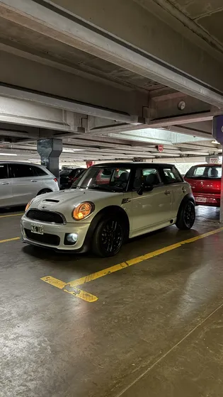 Mini Cooper S 1.6 Jcw Coupe 211cv