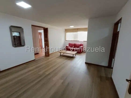 Apartamento En Alquiler En Guaicay 25-24049 K.f