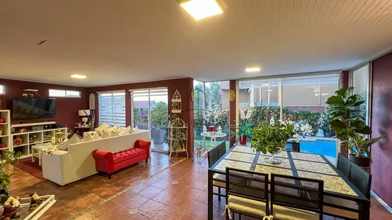 Completamente Equipada Y Remodelada Dentro De Condominio