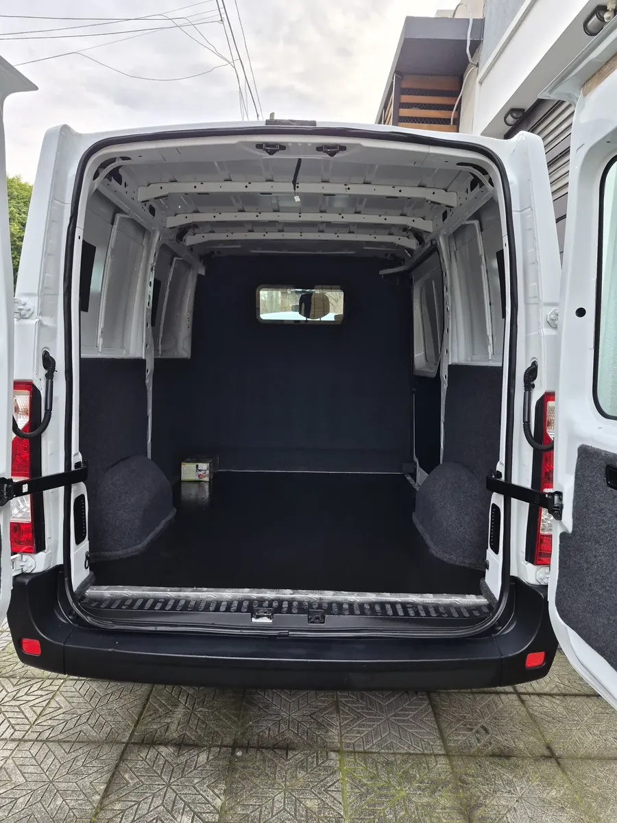 Renault Master5348690033128448019
