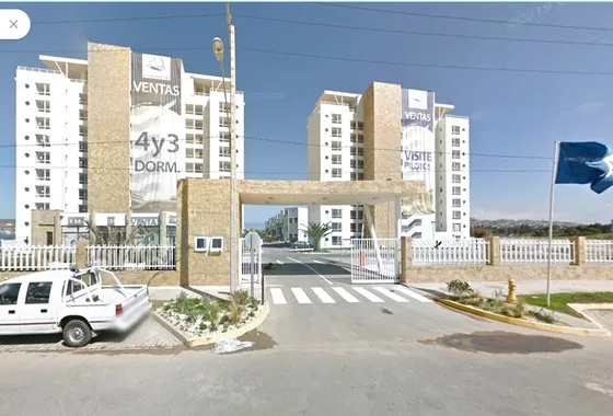 Vendo Departamento Duplex, Acceso Directo Playa La Herradura