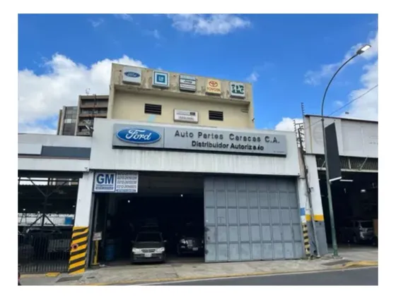 Edificio Comercial En Venta O Alquiler  1185m2 Urb. Altamira Sur
