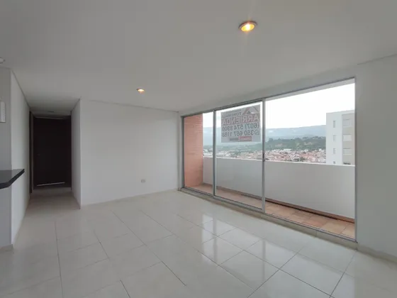 Apartamento En Arriendo En Prados Del Este. Cod A30880