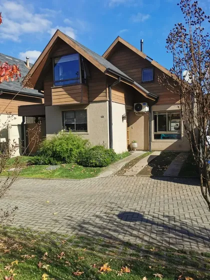Casa En Venta En Condominio Santa Ana Oriente