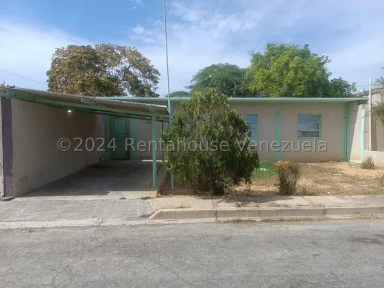 Venta De Casa Ubicada En Judibana Cod Flex 25-3440