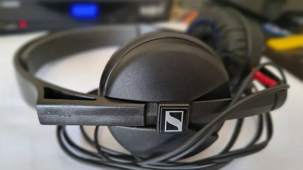 Fone De Ouvidos Sennheiser Hd 25 Light DJ Hd25 Headphones Cor
