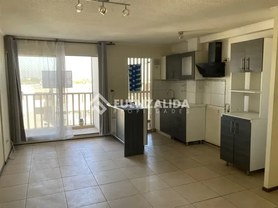 Departamento En Venta De 3 Dorm. En La Florida
