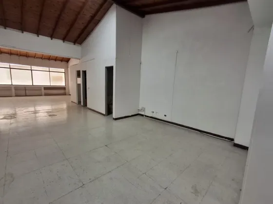  Bodega En Arriendo Ubicada En Medellín Sector La America (27061).