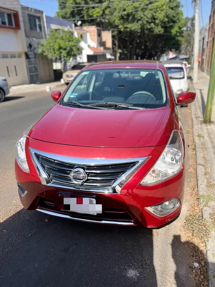Nissan Versa 1.6 Advance At