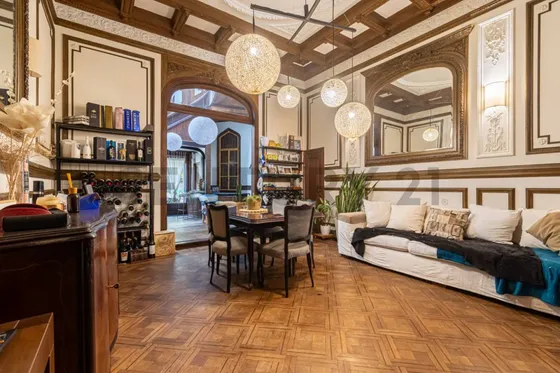 Alquiler Ph 4 Ambientes Con Cochera En Casona Historica En Belgrano