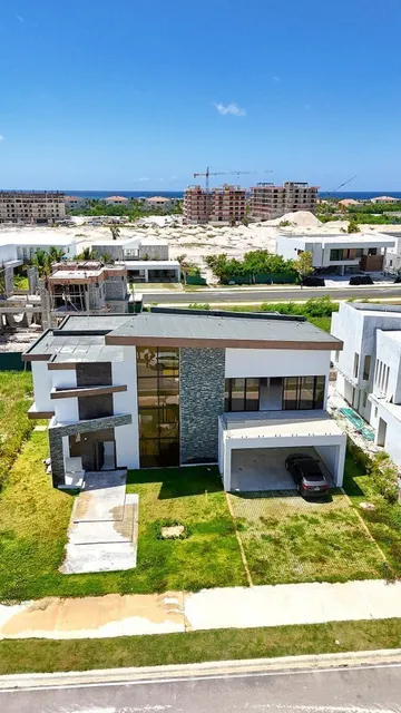 4-bedroom Luxury Villa For Sale In Cap Cana  Newly Finished And Move-in Ready