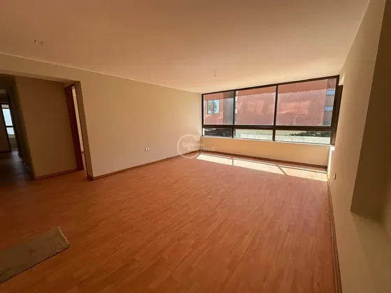 Departamento En Venta De 2 Dorm. En Viña Del Mar