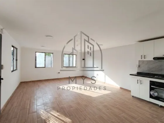 Venta Casa Remodelada 4d, 2 12b, 2est, Quincho, La Granja