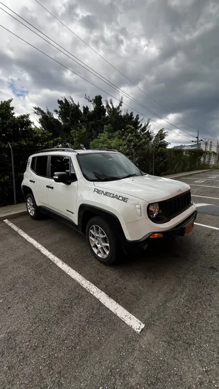 Jeep Renegade 1.8 Sport