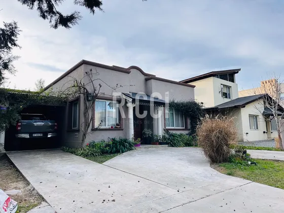 Casa  3 Ambientes En Venta   Ranelagh Golf Club Apto Credito