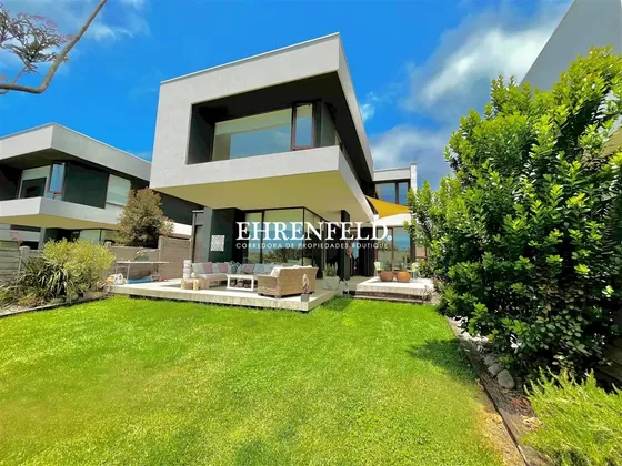 Pinares De Montemar, Casa En Condominio.
