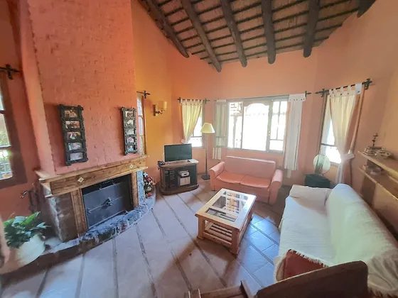 Casa En Venta 4 Dormitorios Barbacoa Medanos De Solymar