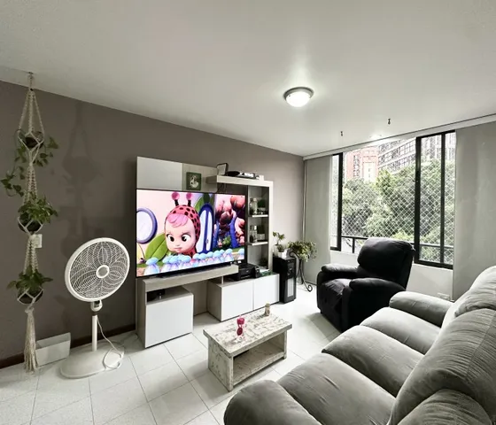 Apartamento En Venta Sector Loma De San Julian, El Poblado, Medellin